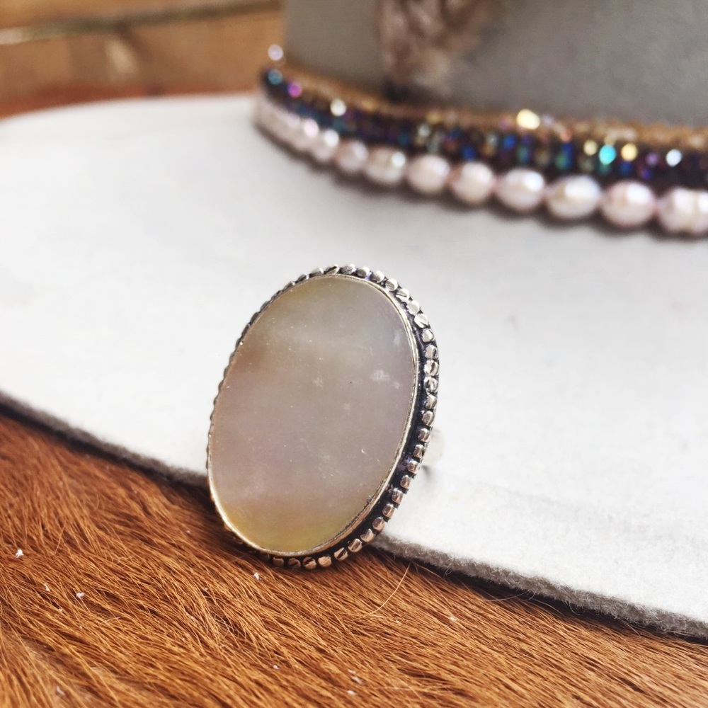 Mother of Pearl - Sterling Silver Plated Ring